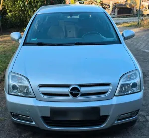 Opel Signum 2.2 direkt