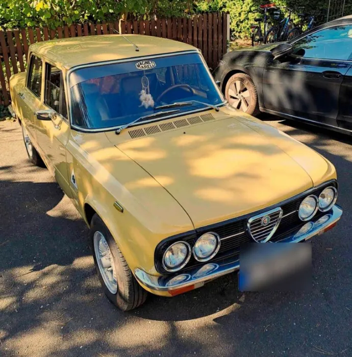 Alfa Romeo Super Nuova 1975 mit 1750 Motor.