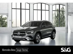 Mercedes-Benz GLA 220 4M AHK+DISTRO+TOTWINKEL+KAMERA+LED+18
