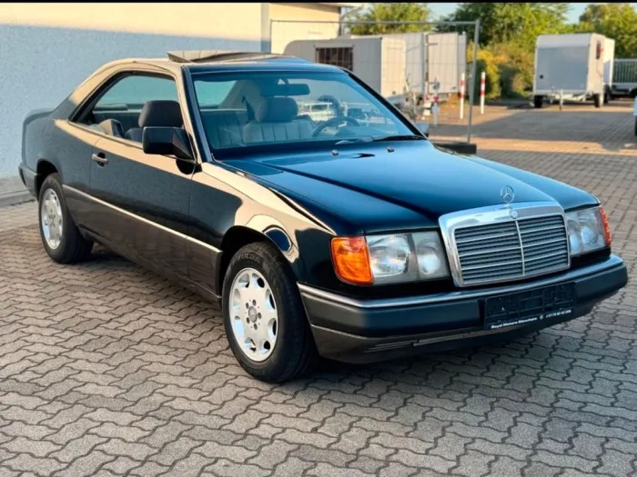 Mercedes-Benz CE 230