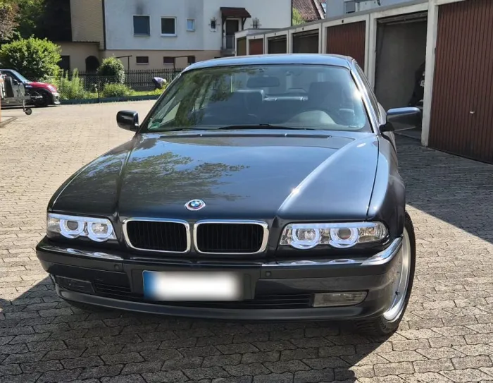 BMW 728iA E38 originaler Zustand kein Rost