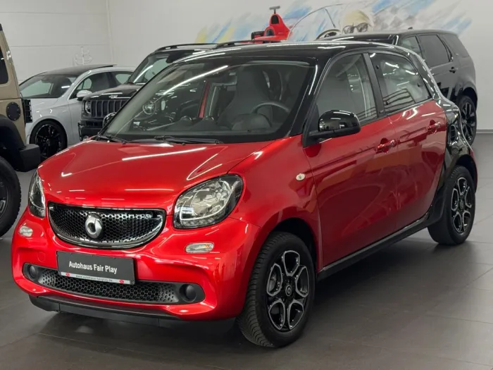Smart ForFour Prime Aut. LEDER/NAVI/PDC/UNFALLFREI!