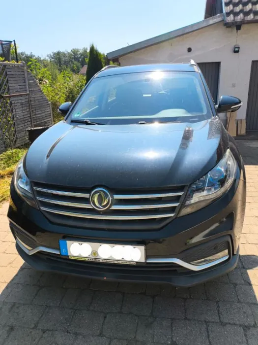 DFSK Glory 580 - Familienauto mit 7 Sitzen