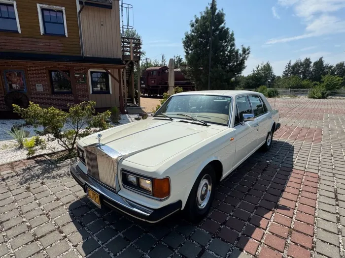 Rolls-Royce Rolls Royce Silver Spirit  Hollywood Movie Star
