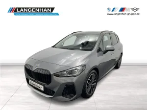 BMW 220i Active Tourer M Sport Paket NAVI AHK HUD DA