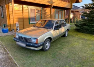 Opel Ascona C