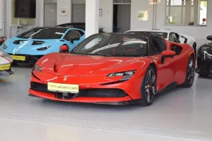 Ferrari SF90 Spider Racingsitze Lifting Carbon Kamera