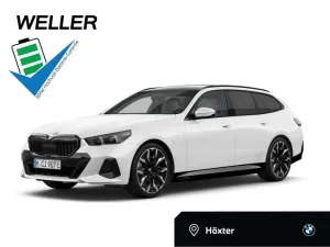 BMW 550e xDr Tour M Sport Pro B+W,Pano,21
