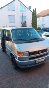 Volkswagen T4 Caravelle 2,5-l-Otto Automatik Standard