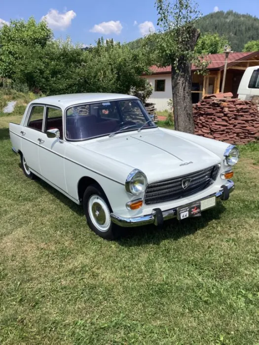 Peugeot 404