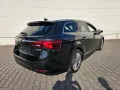 Toyota Avensis 1.8i Touring Sports Executive - Leder -