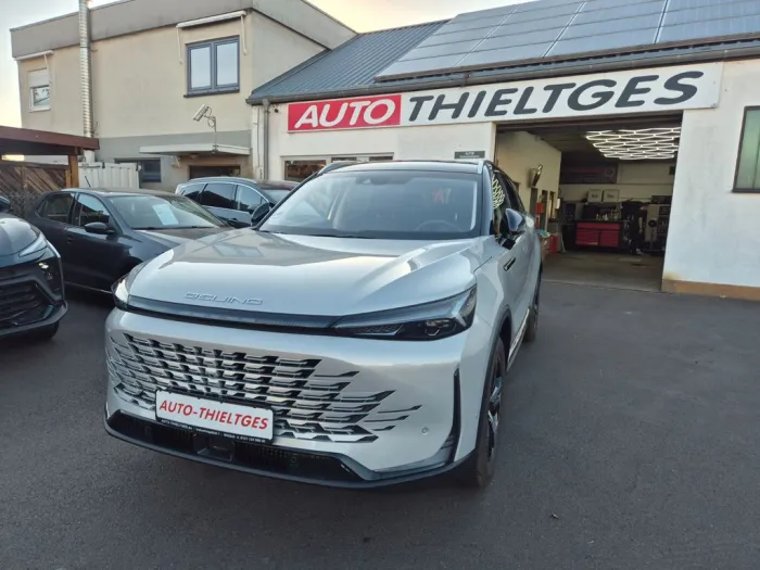 BAIC Beijing X75 Premium TOP Ausstattung