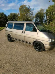 Volkswagen VW T4 Caravelle 2,5 Benziner, H-Zulassung,...