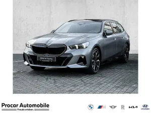 BMW 540d xDrive Touring * M Sportpaket * Panorama Gl
