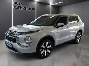 Mitsubishi Outlander PHEV Select 306 PS ACC HuD Leder