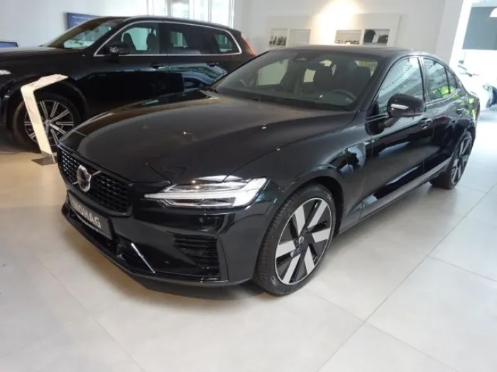 Volvo S60 Recharge Ultimate Dark T8 AWD - B&W,360°