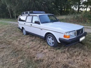 Volvo 240 Kombi US-Version   TÜV + H-Kz neu