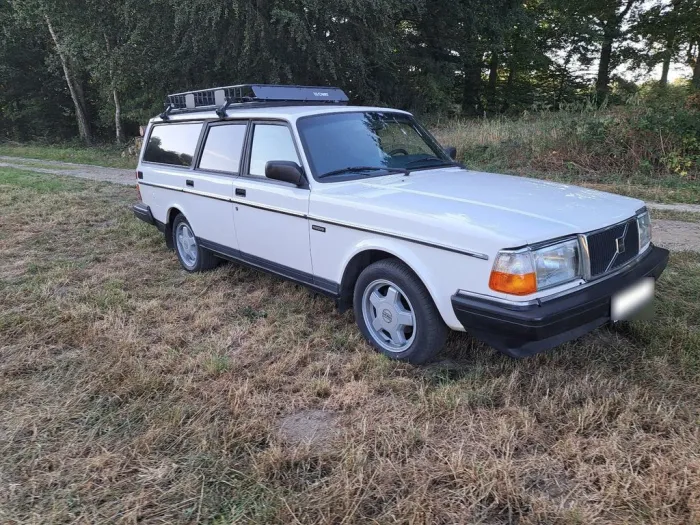 Volvo 240 Kombi US-Version   TÜV + H-Kz neu