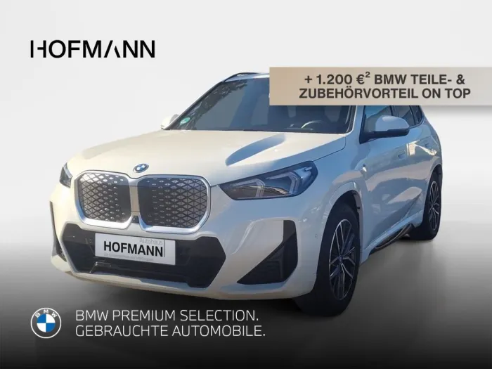 BMW iX1 xDrive30 M Sport AHK+Adapt LED+H/K+Inno+Pano