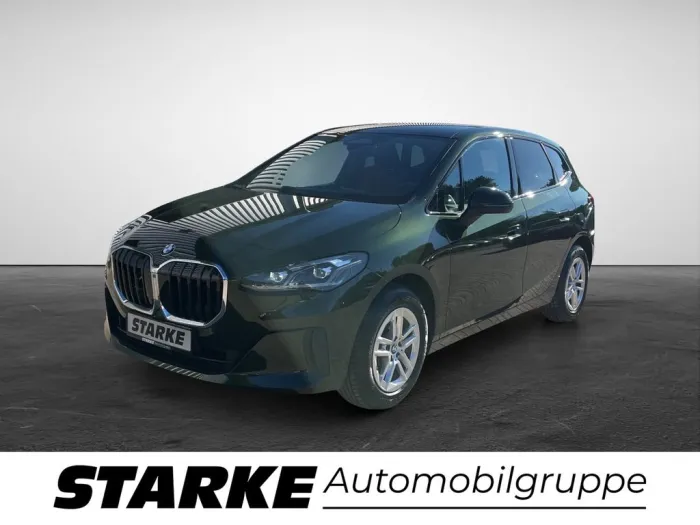 BMW 220 i Active Tourer  LED Kamera PDC LM Klima