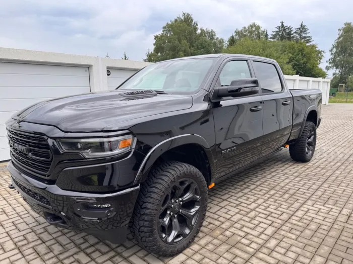Dodge RAM 1500 Limited Crew Cab Long Bed LPG