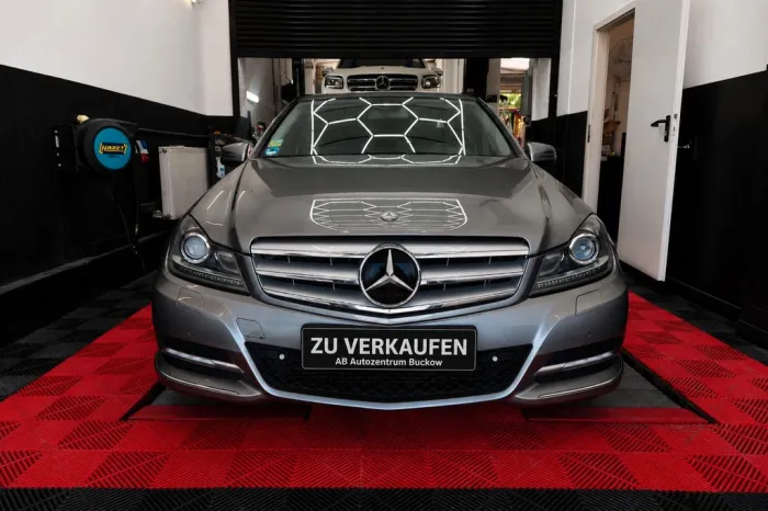 Mercedes-Benz C 250 C Limousine C 250 CGI BlueEfficiency