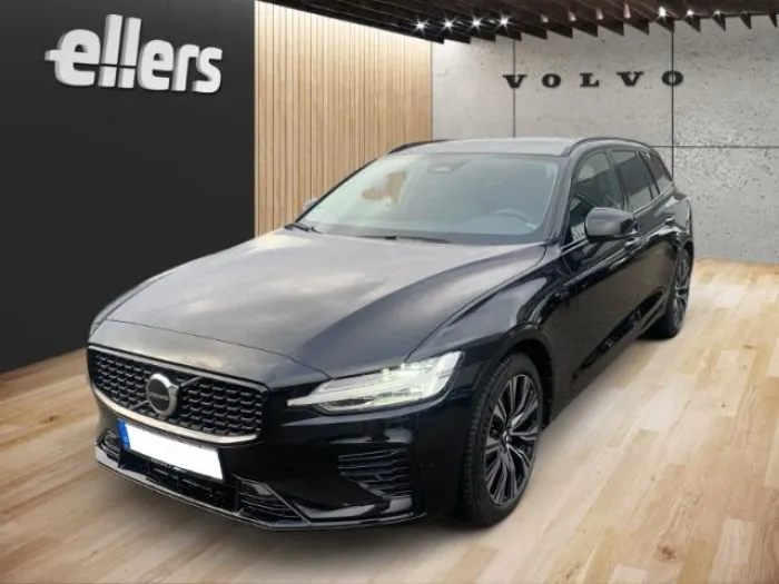 Volvo V60 T6 AWD Plus Dark Panoramaglasdach Lichtpaket