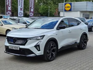 Renault Rafale 300 E-Tech Plug-in Hybrid 4x4 Atelier Alp