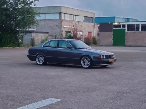 BMW 530i  1st owner