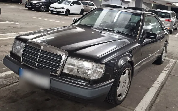 Mercedes-Benz W124 220 CE Coupé 150 PS Sch...