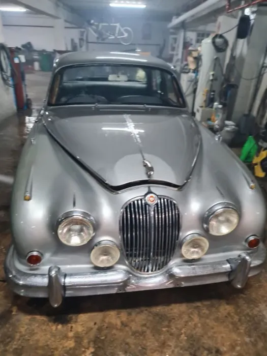 Jaguar MK II