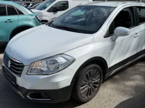 Suzuki SX4 S-Cross Club - TÜV NEU
