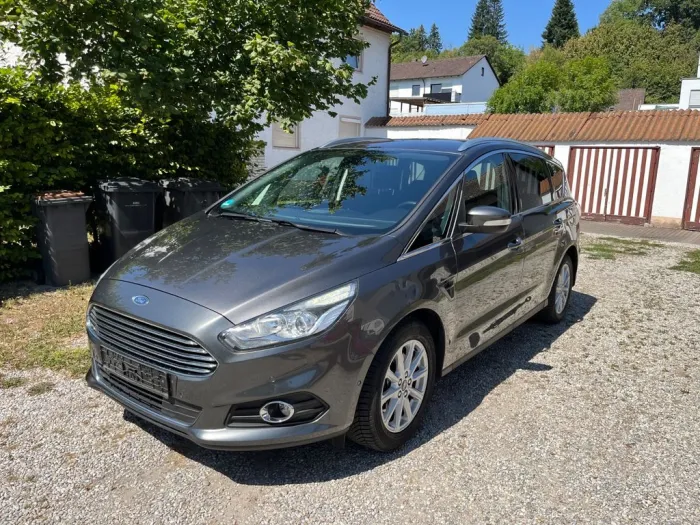 Ford S-Max 1,5 EcoBoost Titanium Titanium
