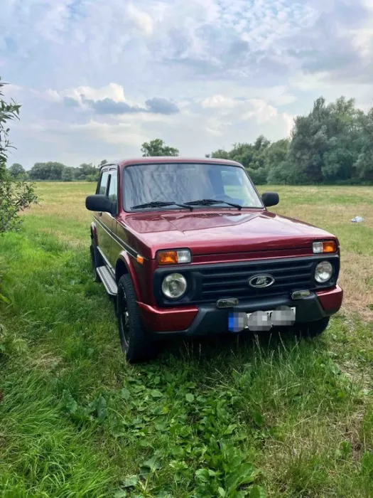 Lada  Urban 4x4 Plus - TÜV neu - AHK - Geolandar 