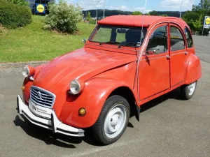 Citroën 2 CV 6 Club [nur 56.000 KM]