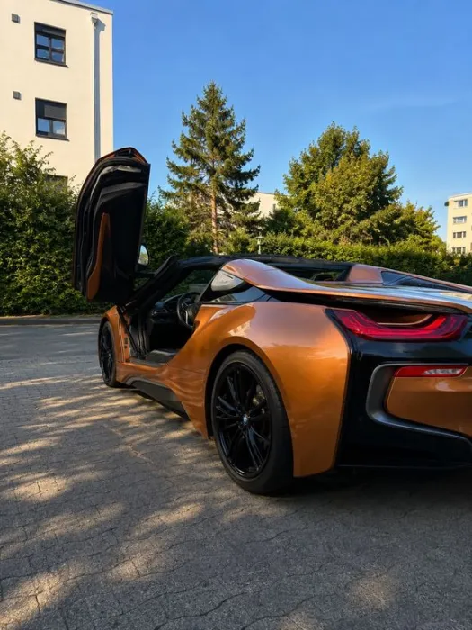 BMW i8 Roadster - Garantie - Laserlicht - H&K -