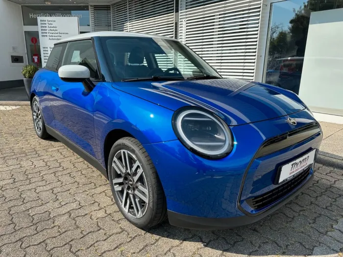 MINI COOPER E Classic Trim +Park-Ass+RFK +AppleCP +An