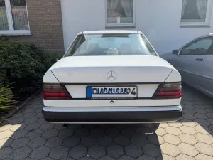Mercedes-Benz Mercedes w124 230E