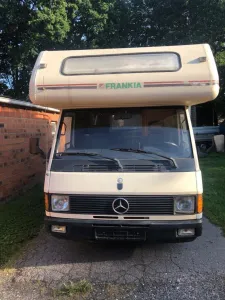 Mercedes-Benz Mercedes MB100 Wohnmobil