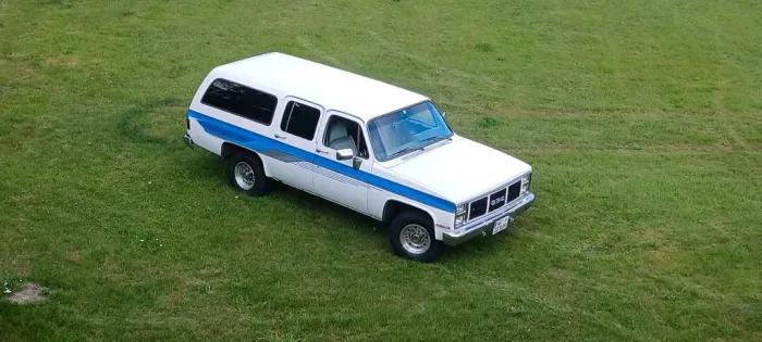 Chevrolet Suburban 454cui Oldtimer