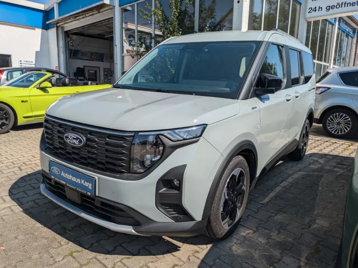 Ford Tourneo Courier Active Autom. Navi, Kamera