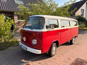 Volkswagen T2b restauriert, Leder, TÜV neu