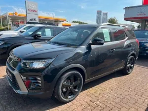 Ssangyong TIVOLI GRAND 1,5 BLACKLINE 4x2