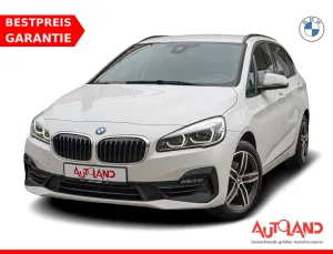 BMW 218i Luxury Line LED Klimaaut. Navi Head-Up PDC