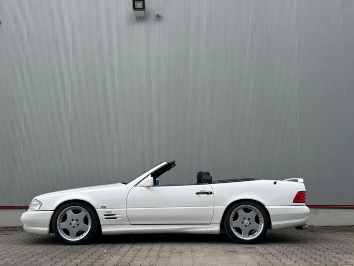 Mercedes-Benz SL 600 6.0 AMG Deutsche Erstauslieferung