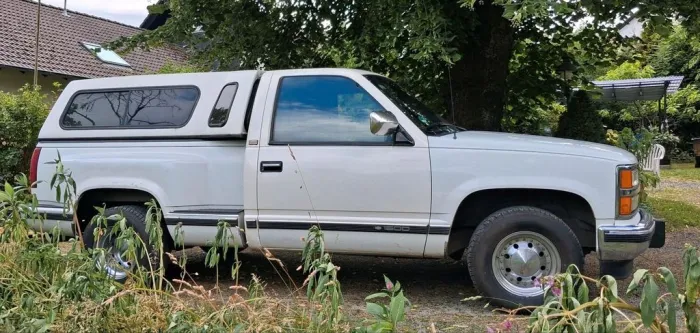 Chevrolet Silverado Pickup 1500 mit Hardtop