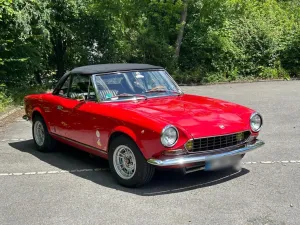 Fiat 124 Spider EZ1981