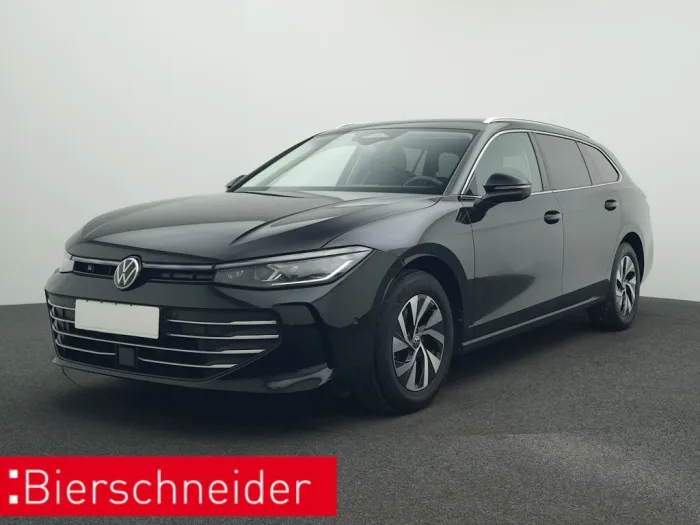 Volkswagen Passat 1.5 eTSI DSG Business AHK IQ.LIGHT NAVI