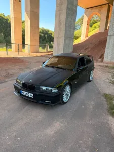 BMW 328i Coupé M Cross