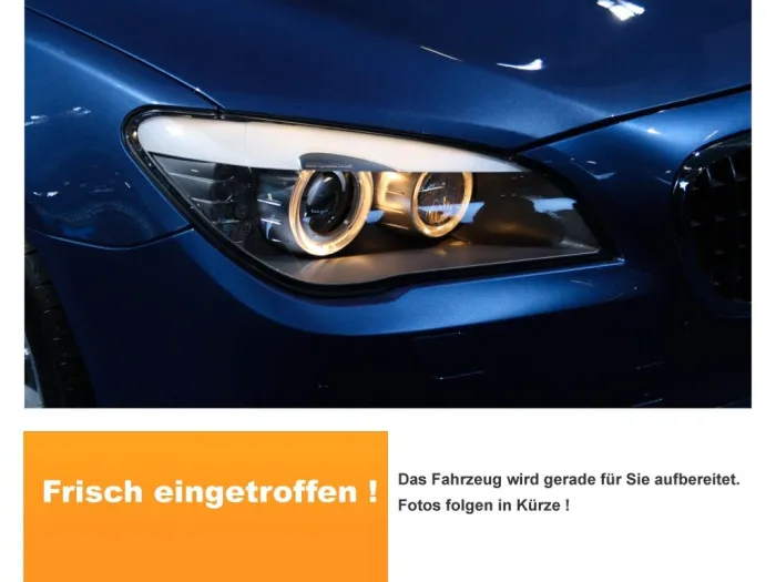 Volvo V40 KINETIC AUT NAVI + SHZ + PDC + TEMP